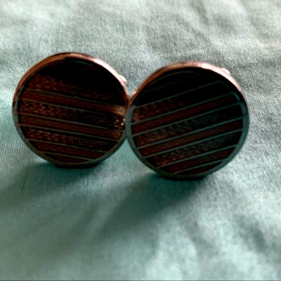 Round Stainless Steel Striped Cufflinks (EUC) - Picture 2 of 2